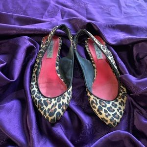 Cheetah flat sandals